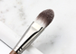 I capelli sintetici hanno affusolato la spazzola crema liquida del fondamento per l'artista Makeup Tools