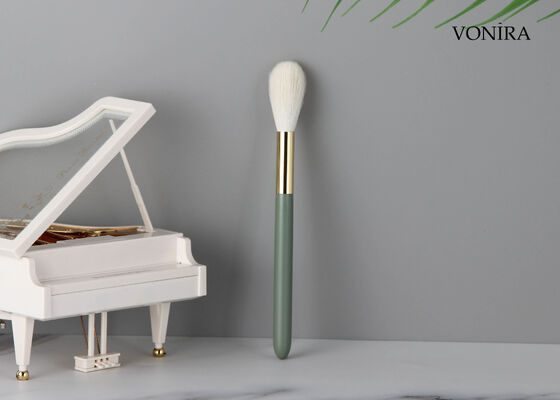 Vonira Custom Wholesale Natural White Goat Hair Makeup Long Blending Powder Brush con servizio di etichetta privata