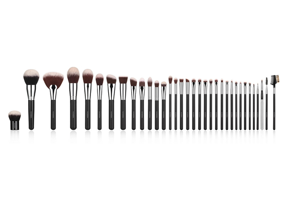 Set di pennelli Handcrafted completo di trucco di Vonira ultimo