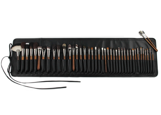 Un insieme di 42 del pezzo di bellezza di Vonira spazzole professionale completo completo di lusso di trucco con il puntale di rame Ebony Handle Handcrafted